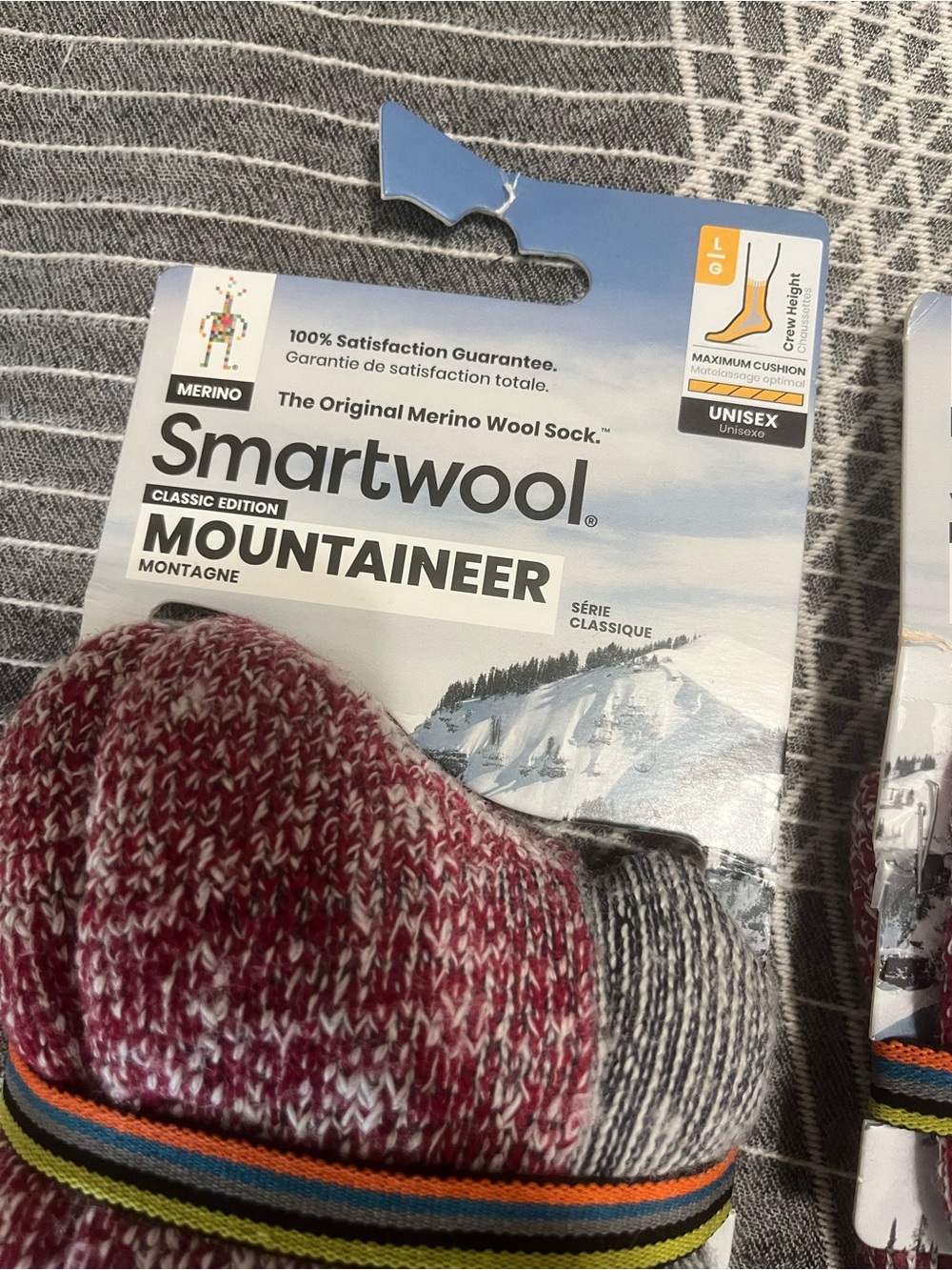 Smartwool Classic Mountaineer Crew Height Maximum Cushion Outdoor Hiking Socks - Picture 3 of 5